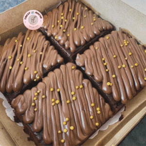 Chocolate Drizzle Brownies